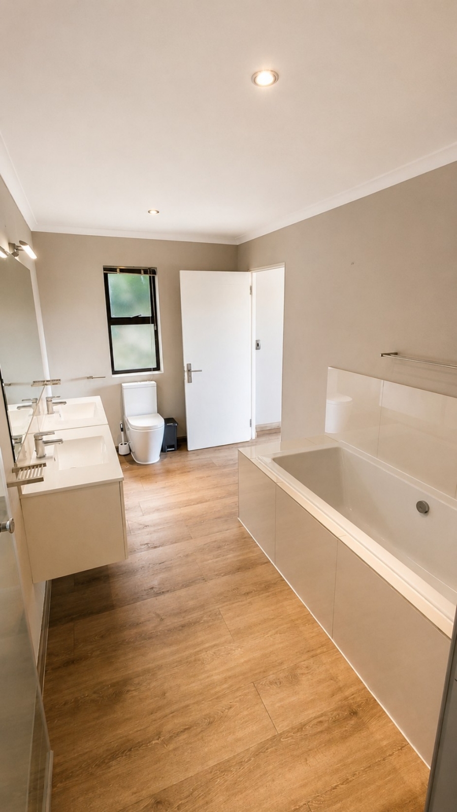 4 Bedroom Property for Sale in Admirals Kloof Western Cape